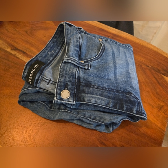 Anthropologie Liverpool Cropped Jeans with Unique Embroidered Detailing - Picture 10 of 13